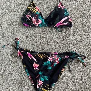 Old navy floral bikini
